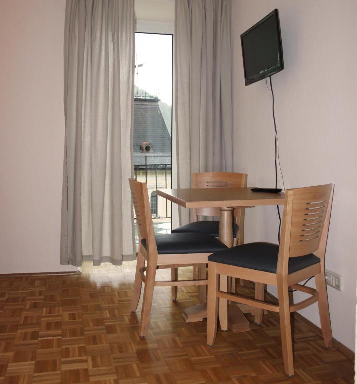 Hotel Hirschen Bad Gastein Quarto foto